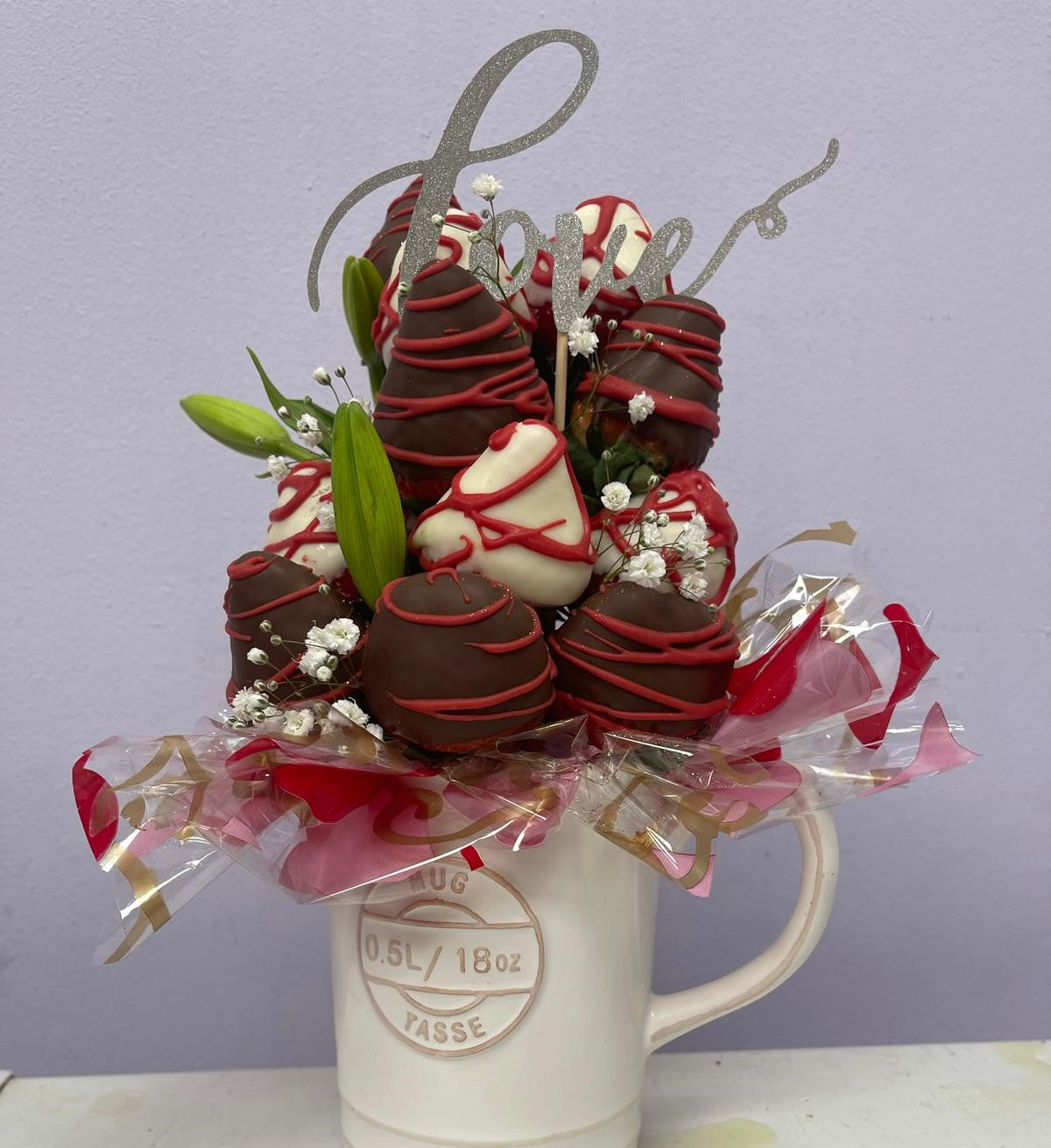 TAZA DE FRESAS CON CHOCOLATE